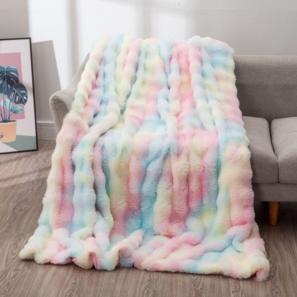 Weiche Kunstfell Decke im angesagten Design - Wärmende Langhaar Plüschoase für gemütliche Stunden