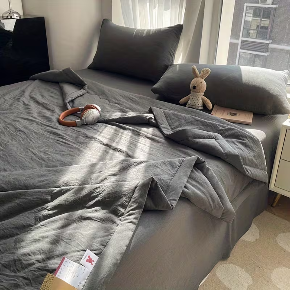 Lina Leichte Sommerdecke – Atmungsaktive Kühldecke für warme Nächte, Bett & Sofa