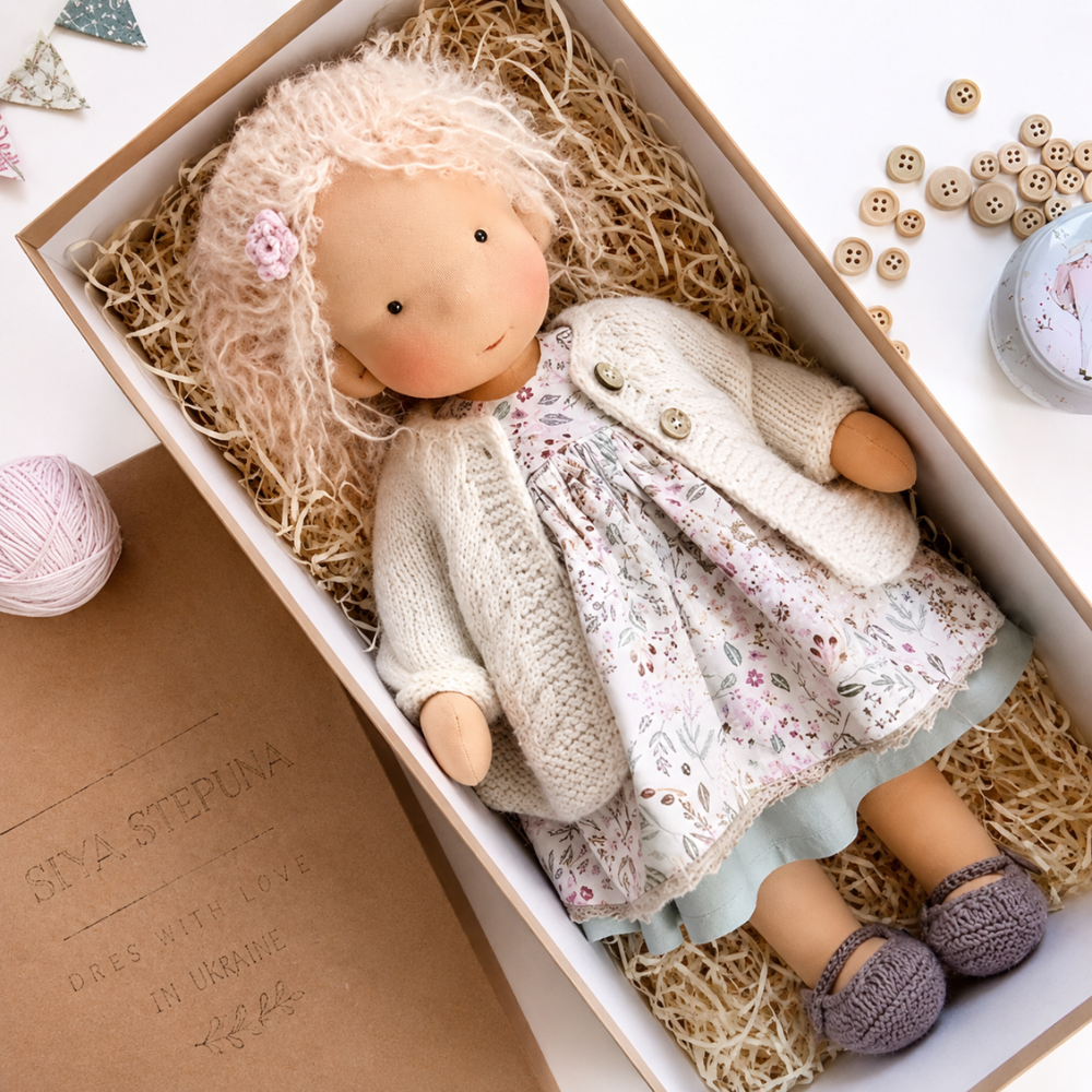 Waldorf-inspirierte Stoffpuppe 30 cm für Kinder Weiche Ragdoll Kuschelpuppe zum Spielen und Dekorieren