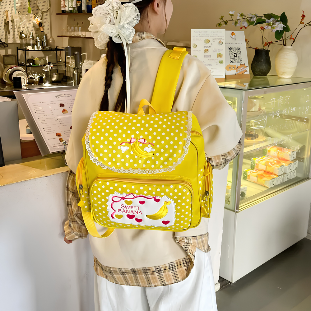 Kawaii Frucht-Tasche mit Stickerei – Kinderrucksack oder Kosmetiktasche mit Punkten für Schule, Reisen & Alltag