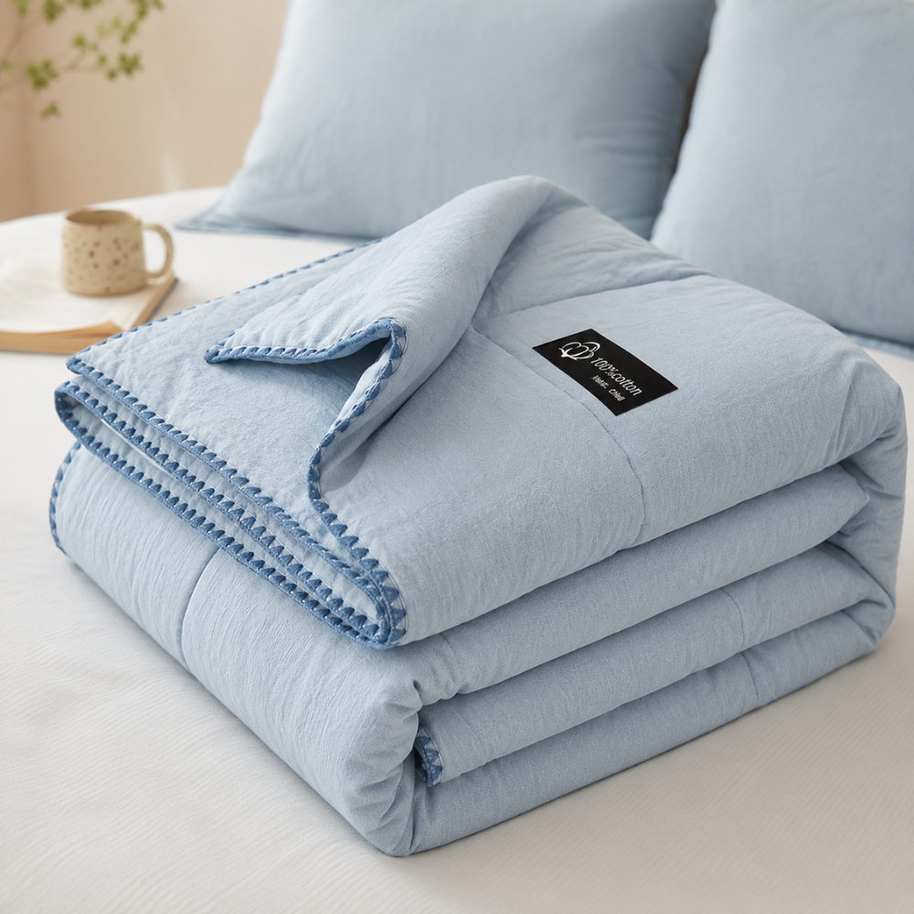 Leichte Sommerdecke – Atmungsaktive gesteppte Bettdecke, weiche Schlafdecke für Schlafzimmer, Sofa & Gästezimmer