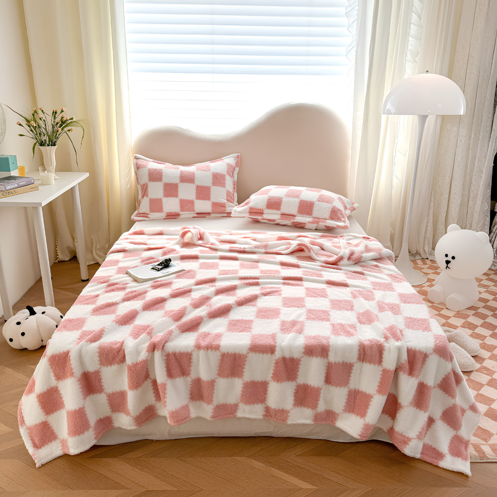 Kunstfell-Plaid im Blockdesign 100x150 bis 200x230 cm – Kuschelige Tagesdecke als Bettüberwurf