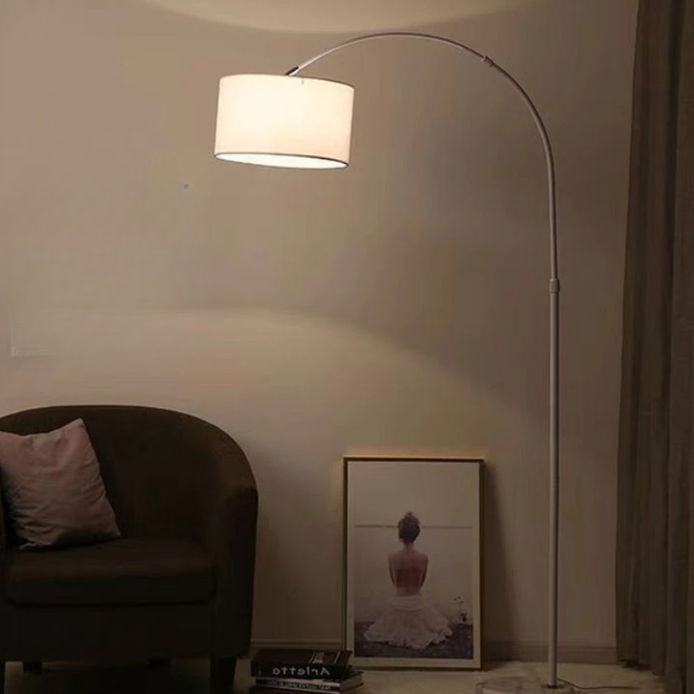 Bogenlampe mit Textilschirm 155 bis 185 cm – Verstellbare Stehleuchte für Sofa und Leseecke