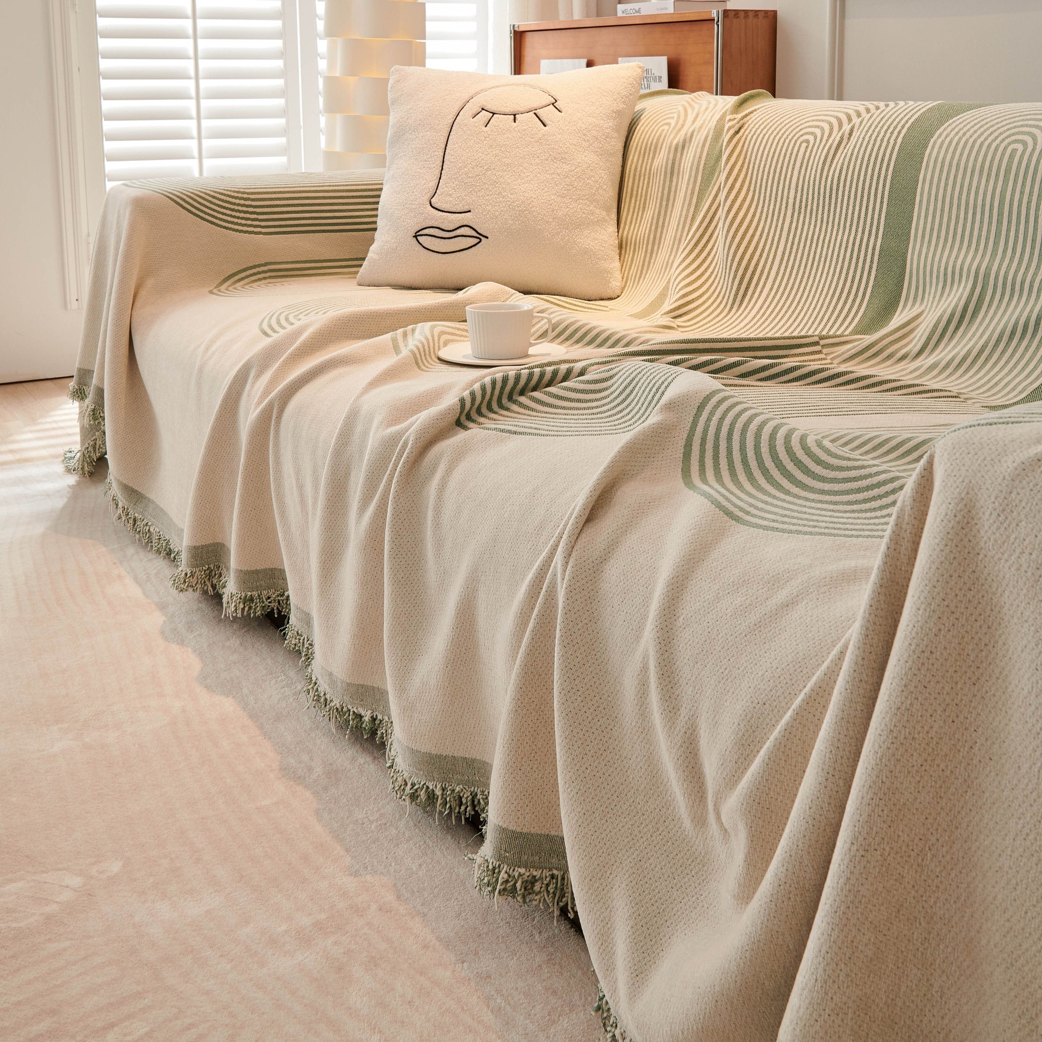 Boho Sofabezug Chenille – Rutschfeste Sofadecke mit Fransen für Couch, Sofa & Wohnzimmer