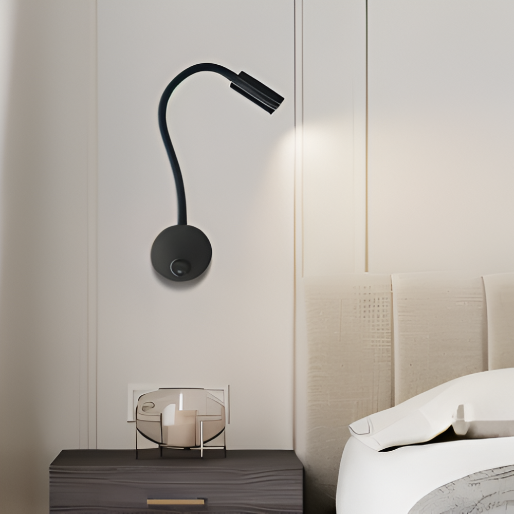AdjustiSpot - Flexible Schwarze LED Nachttischlampe