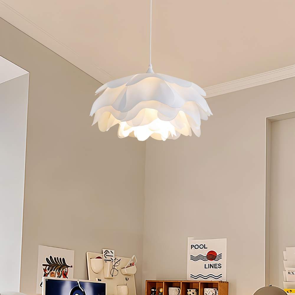 CorollaFlash Pendelleuchte – Elegante Designer-Hängelampe mit Blütenblatt-Optik