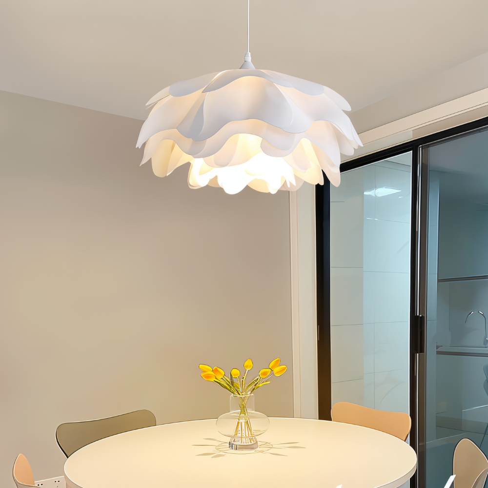 CorollaFlash Pendelleuchte – Elegante Designer-Hängelampe mit Blütenblatt-Optik