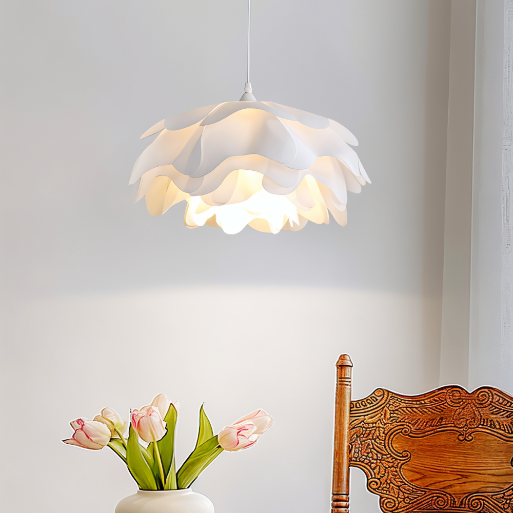CorollaFlash Pendelleuchte – Elegante Designer-Hängelampe mit Blütenblatt-Optik