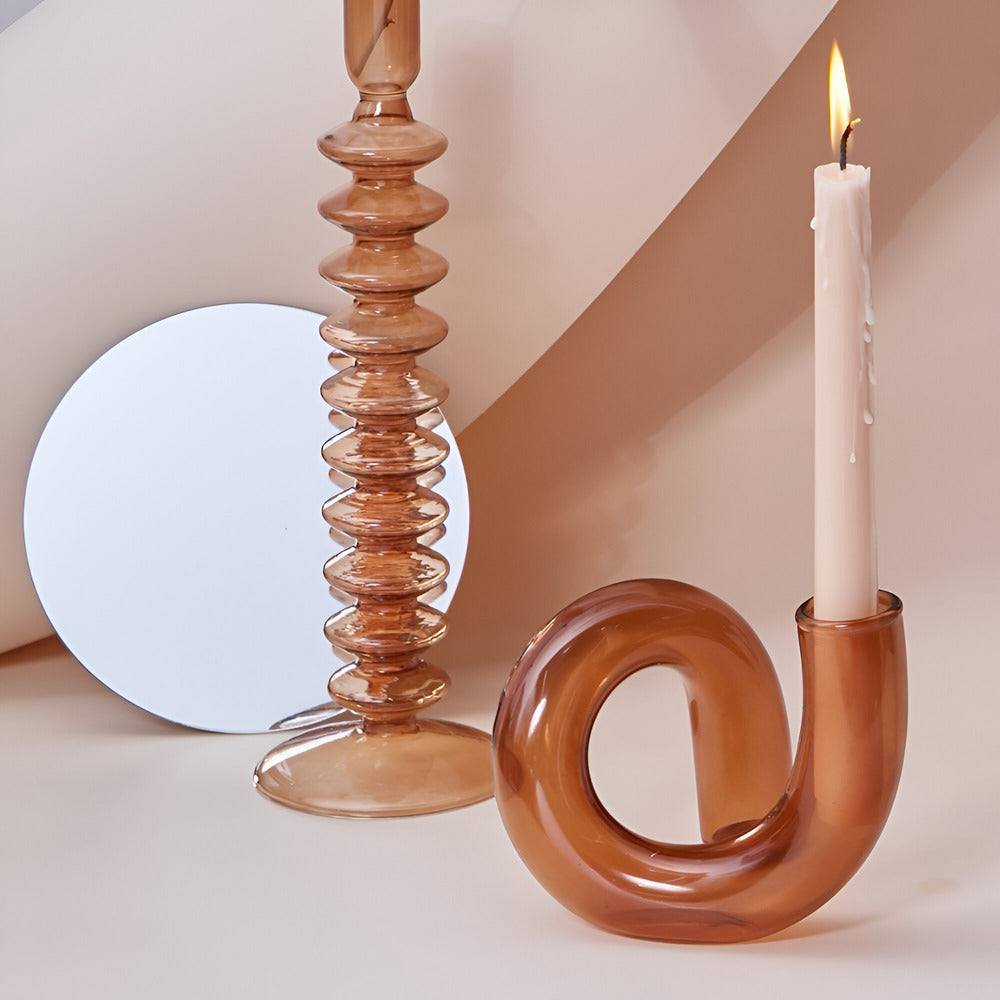 Elegante Glasvase mit integriertem Kerzenhalter für stilvolle Tischdekoration