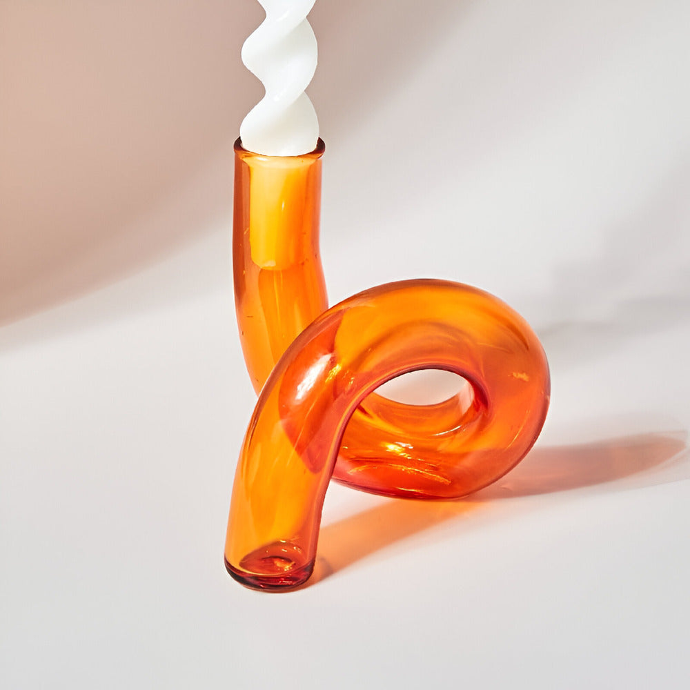 Elegante Glasvase mit integriertem Kerzenhalter für stilvolle Tischdekoration