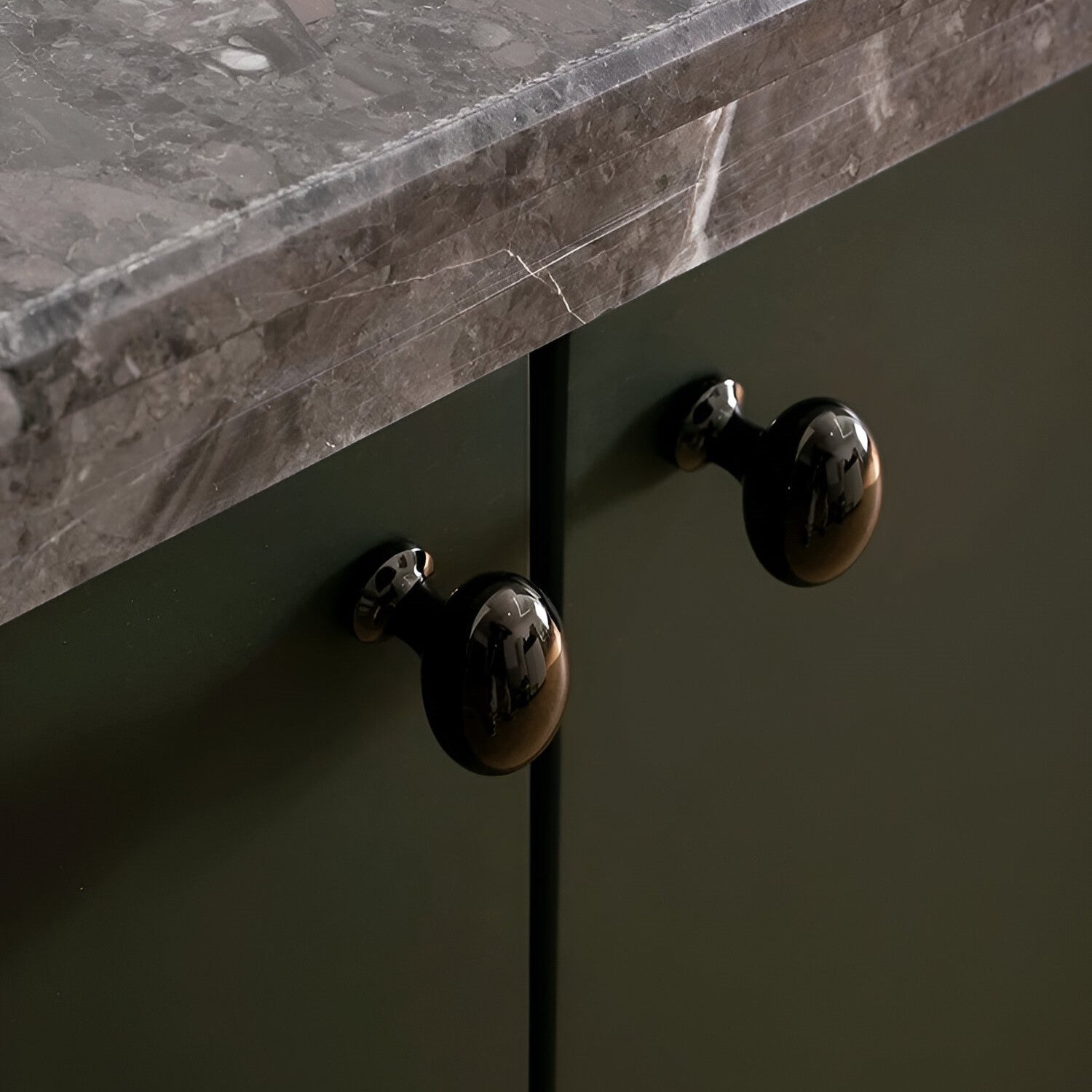 Elegante Massive Messing Schrankknöpfe - Premium Italienische Handwerkskunst