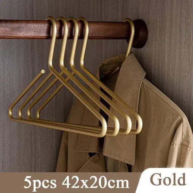 Elegante Kleiderbügel Set von 5 - Robustes Metall in Mattgold/Silber für Stilvolle Schränke 0