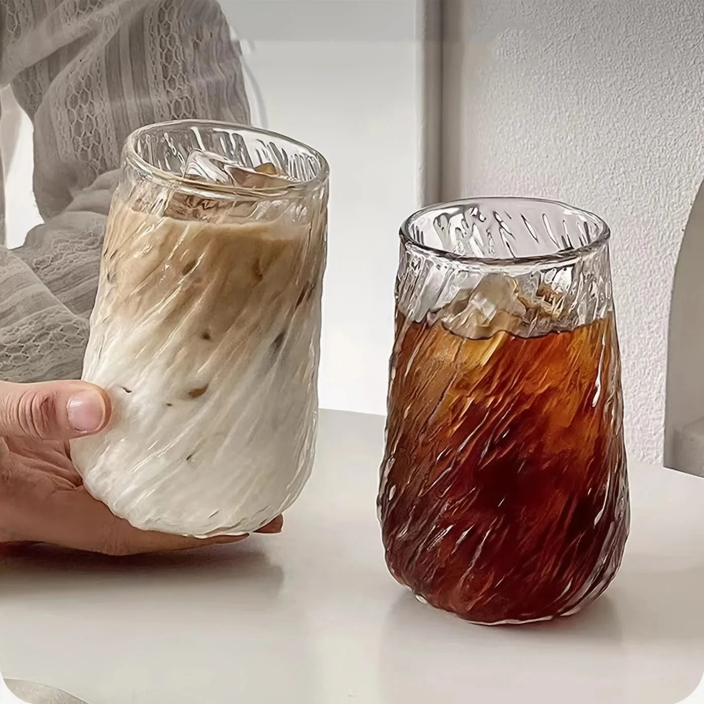 Elegante Transparente Glastasse - 400 ml Streifen Design für Kaffee und Tee 0