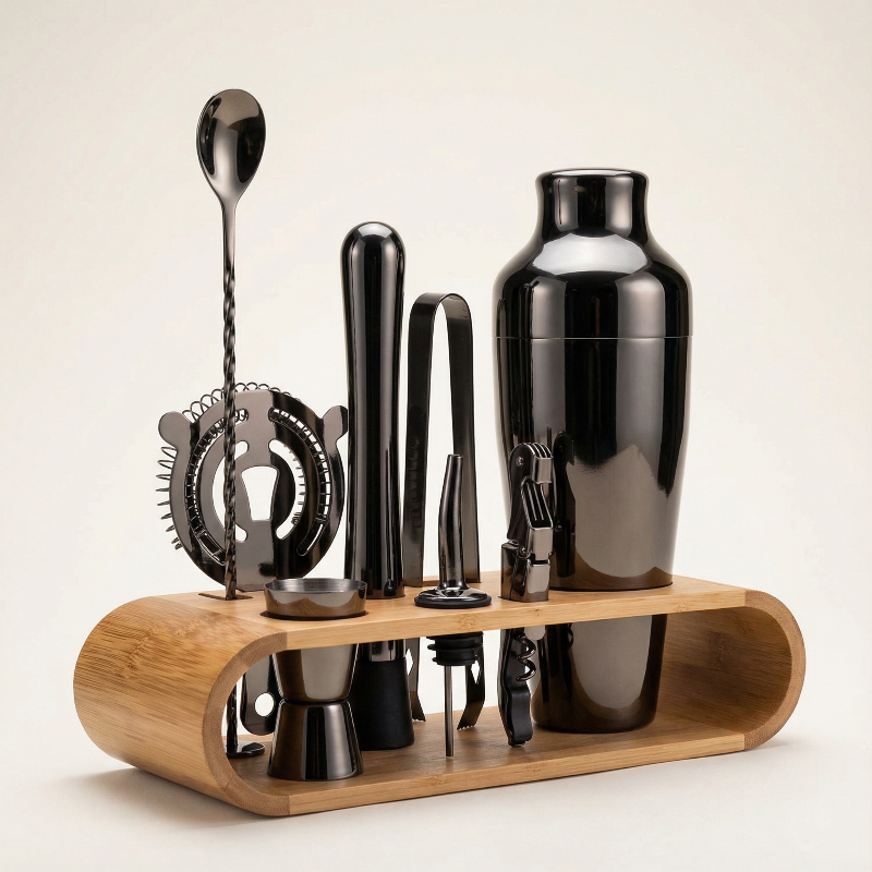 Elegantes 10-teilige Cocktailset - Robuste Edelstahl- und Bambuskombination für stilvolle Hausbars 0