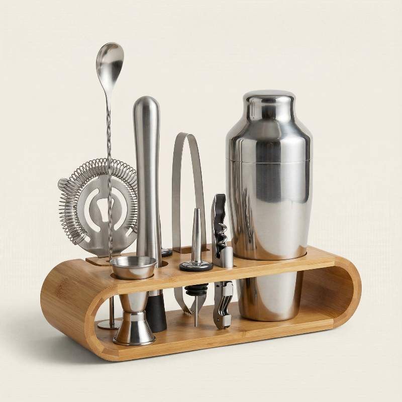 Elegantes 10-teilige Cocktailset - Robuste Edelstahl- und Bambuskombination für stilvolle Hausbars 2