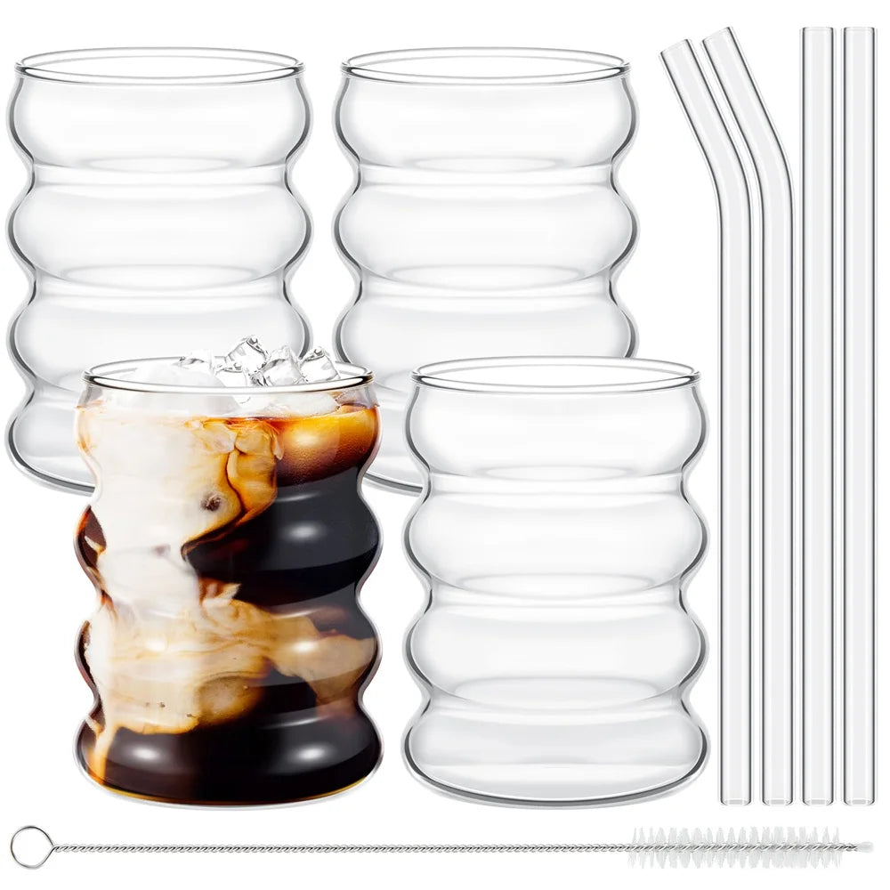 Elegantes 4-Teiliges Set Glasbecher - Klare Gerippte Trinkgläser mit Strohhalmen für Cocktails und Obst 0