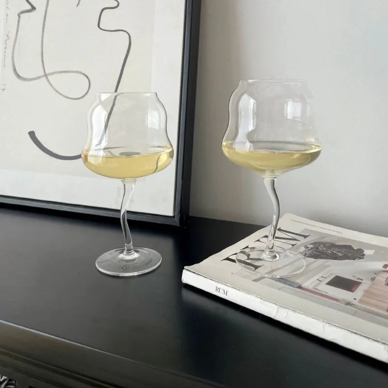 Elegantes Retro Weinglas - Gebogenes Glas für Cocktail, Whisky und Kaffee 0