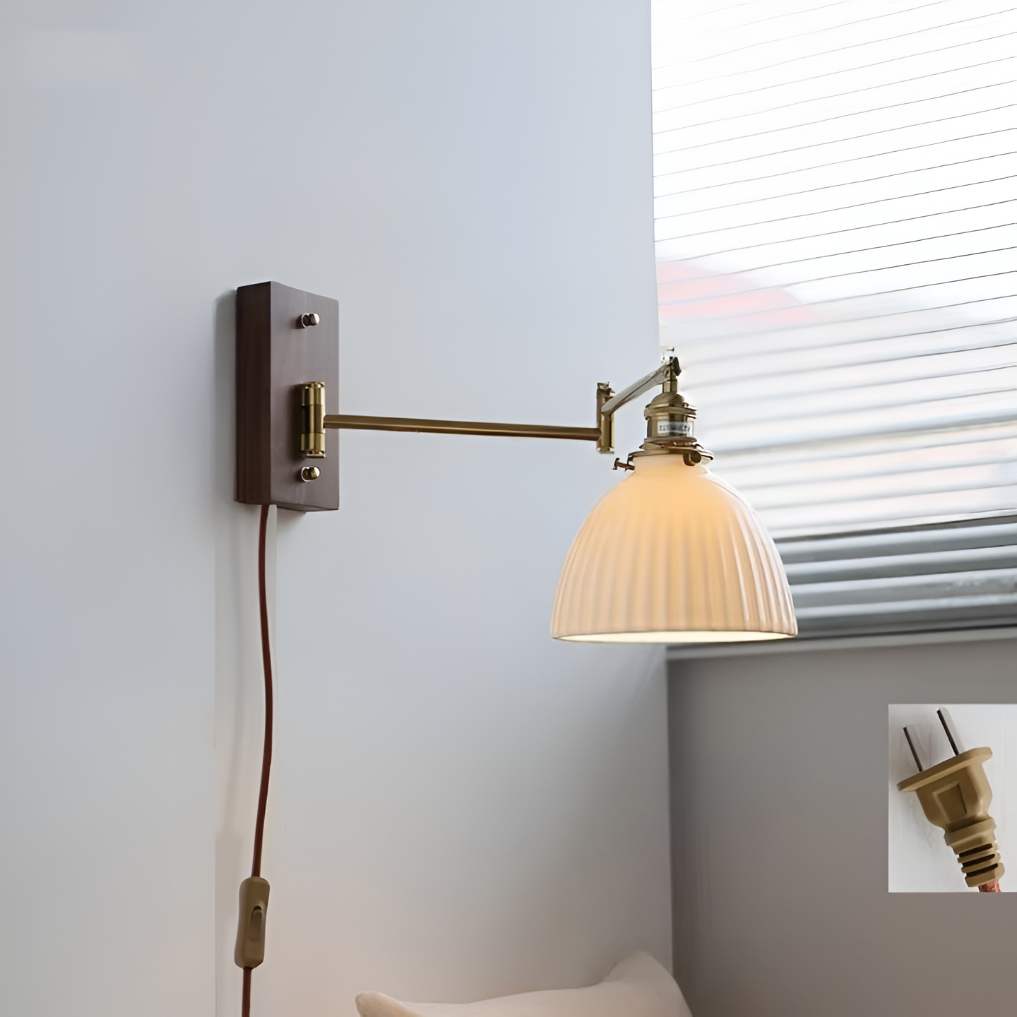 EzyGlow Wandleuchte - Stilvolle Keramische Gerippte Wandlampe - Verstellbare Wandleuchten LED mit Zugkettenschalter