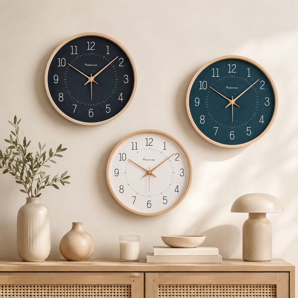 Moderne Wanduhr aus Holz – Ø 30 cm – Leises & geräuschloses Uhrwerk – Skandinavisches Design – Naturholz