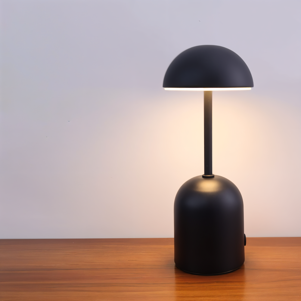 HalfOrb Tischleuchte - Elegante Metallic Kuppel LED Lampe