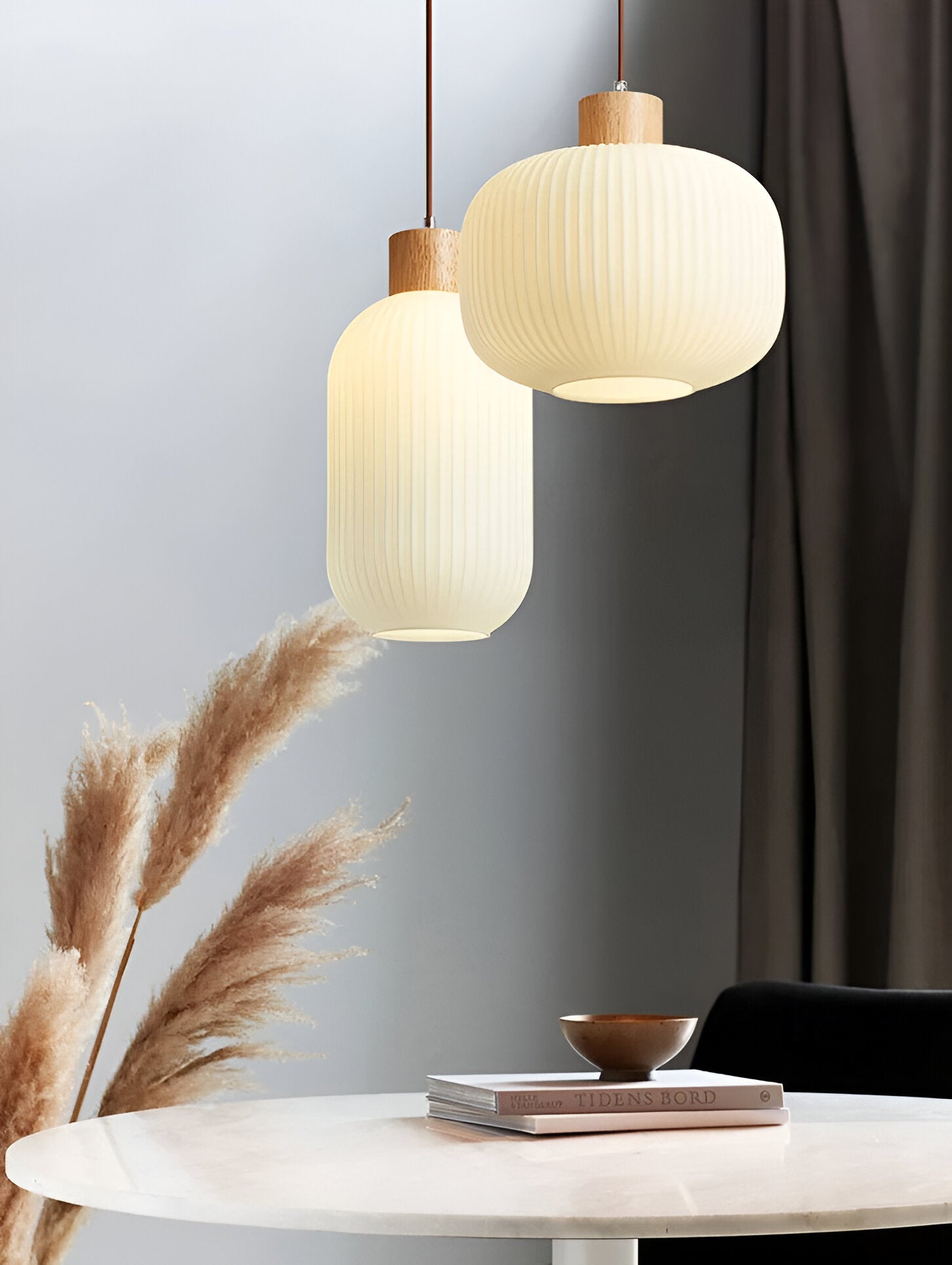 AkariLuxe Pendelleuchte - Elegante Japanische Milky Weiß Gerippte Glas Hängelampe