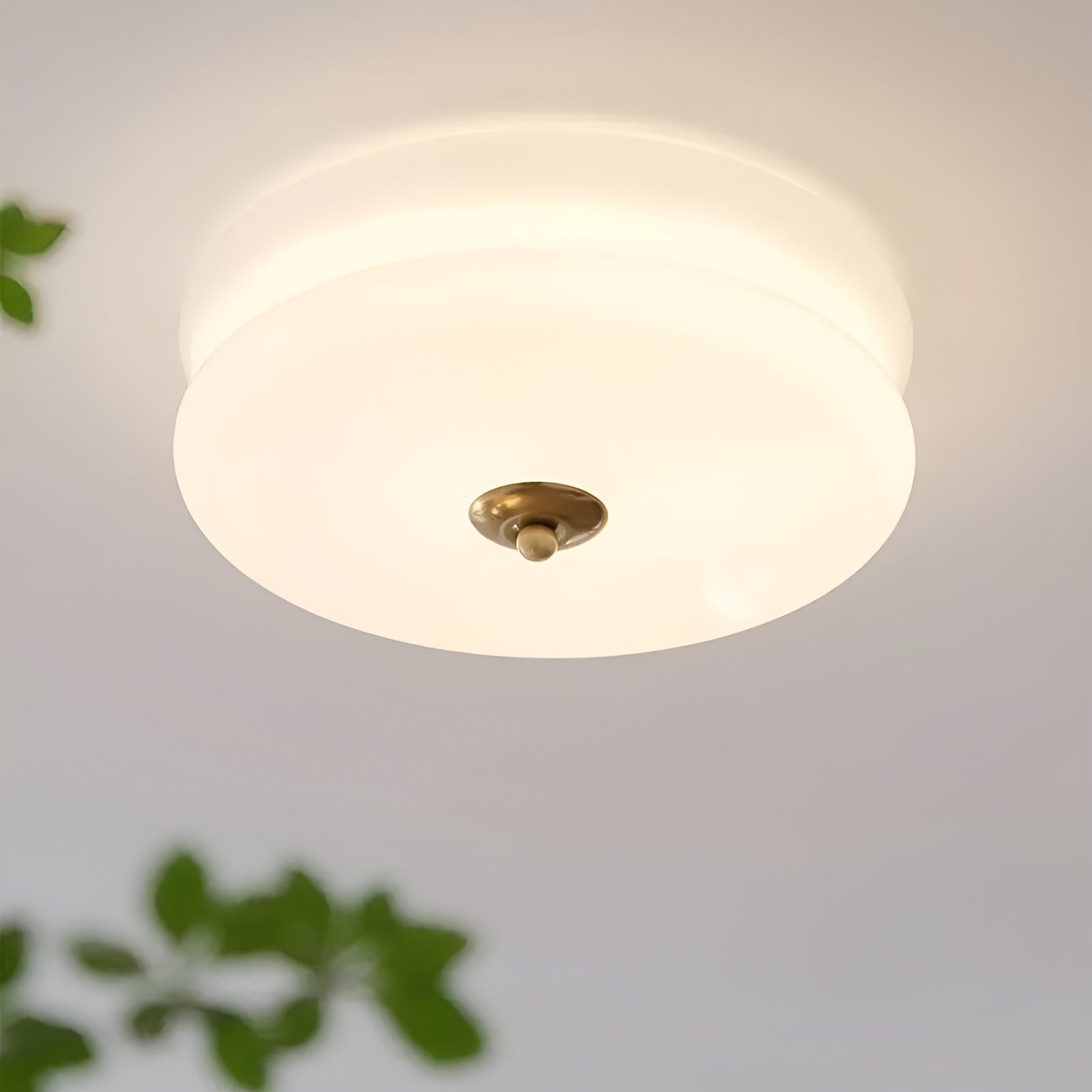 BauhausGleam - Creme Glas Deckenleuchte - Runde LED-Anbauleuchte