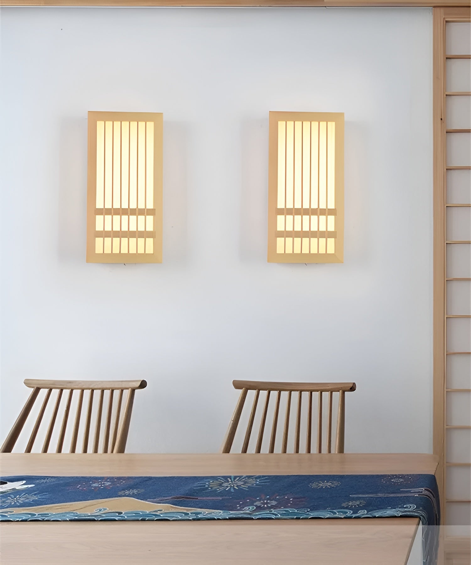 DoaGlow Japanische Holz-Wandleuchte- Moderne Holz & Acryl Japandi Beleuchtung