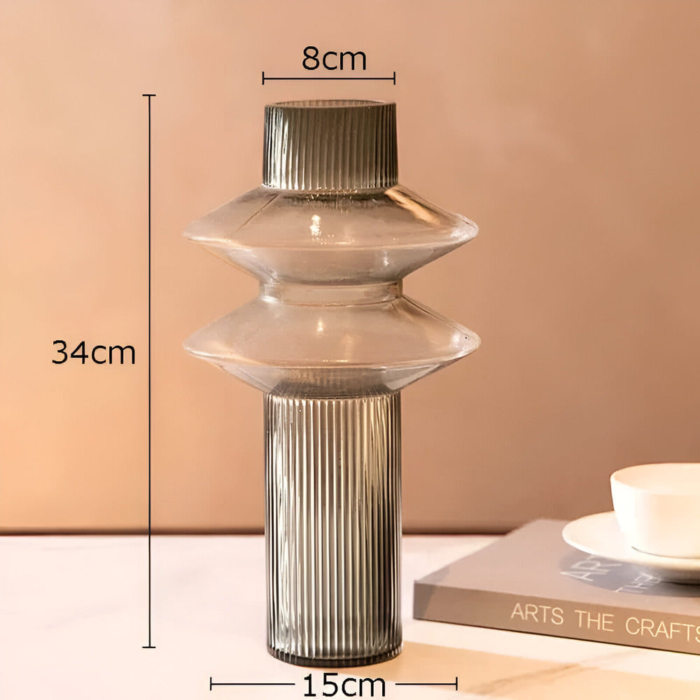Elegante Amberglas-Vase - Zeitgenössisches Dekorationsstück für stilvolle Wohnräume