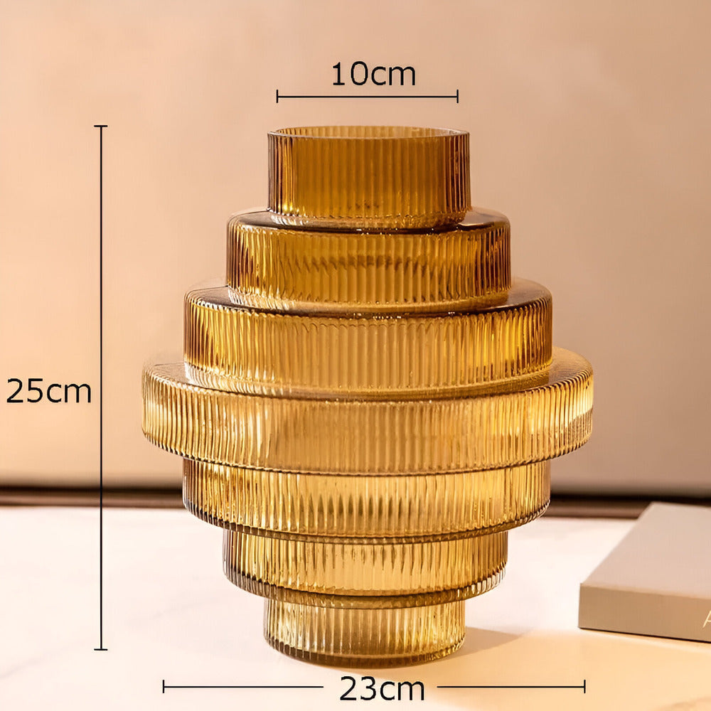 Elegante Amberglas-Vase - Zeitgenössisches Dekorationsstück für stilvolle Wohnräume