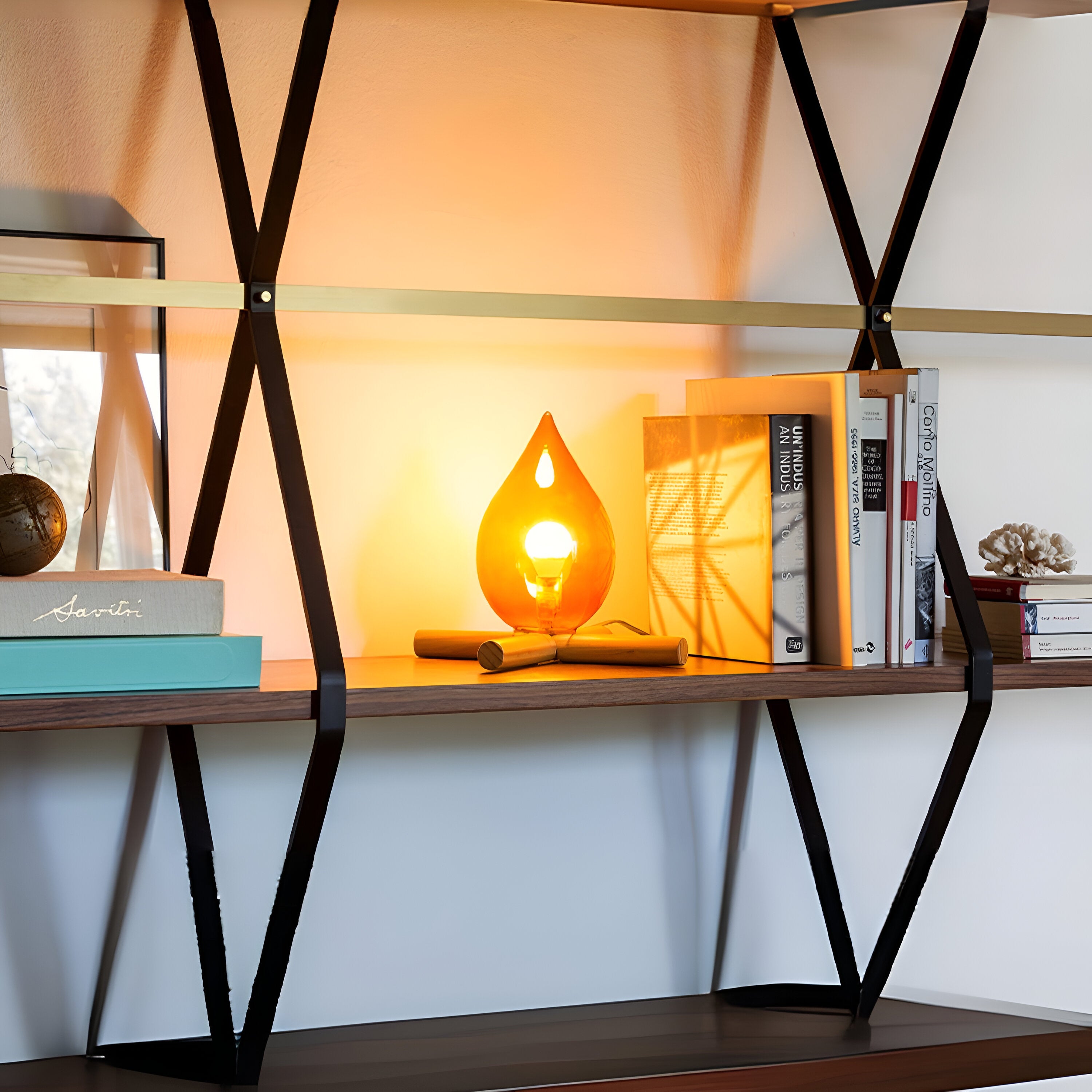 FireFlare Tischlampe - Lagerfeuer Flamme Lampe LED mit Holzsockel