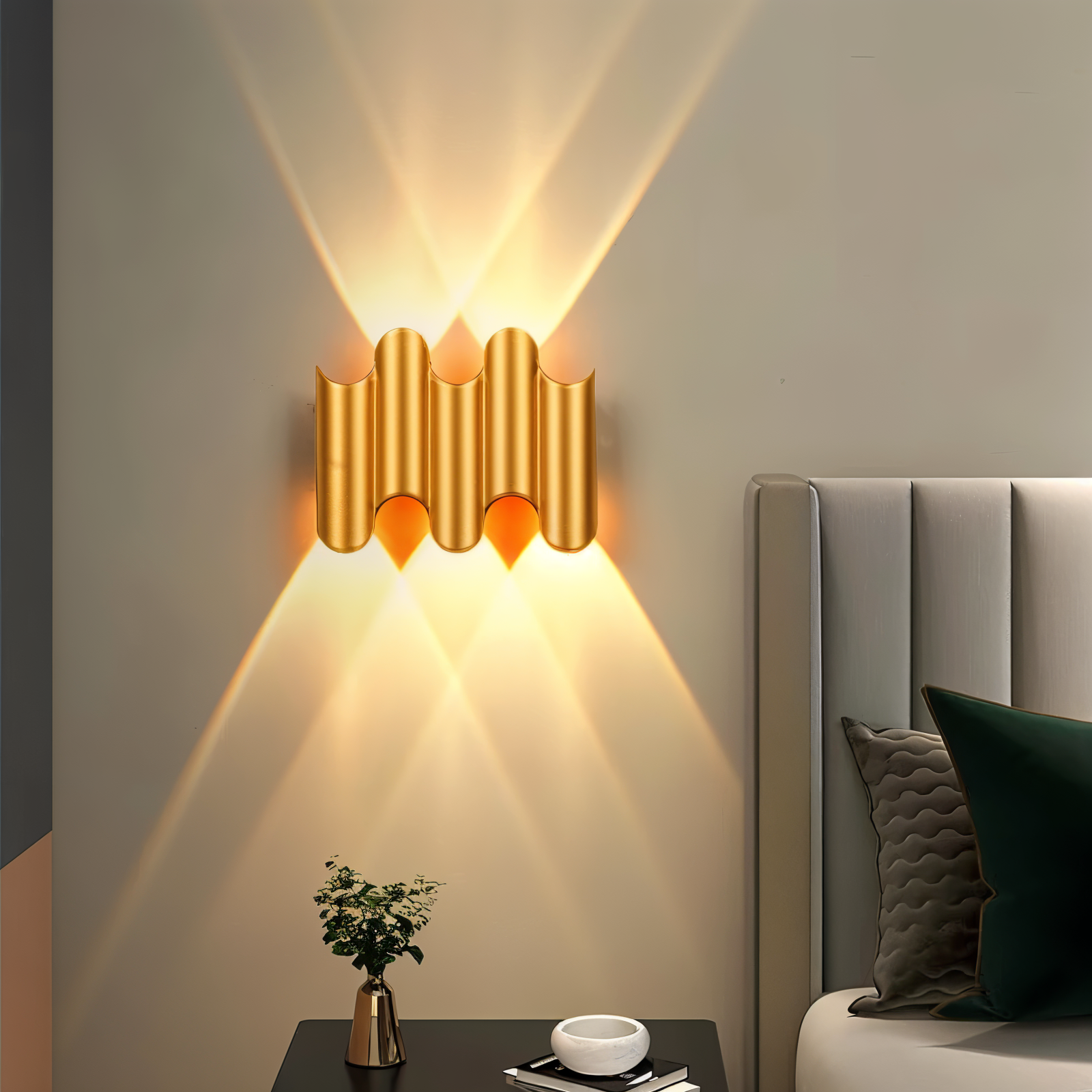 GlamWave Wandleuchte - Schwarz Gold Up Down Wandbeleuchtung - Moderne LED Wanddekoration Lampe