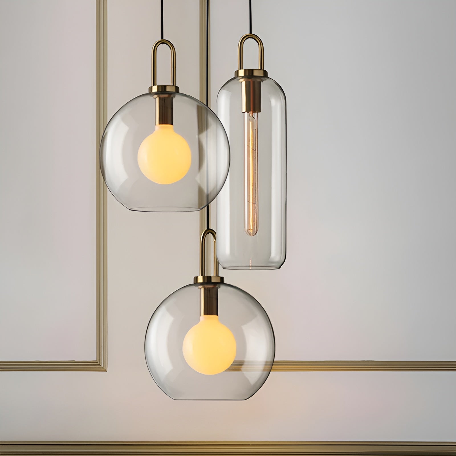 GlassGleam Pendelleuchte - Einseitige Vintage-Glaskugelleuchte