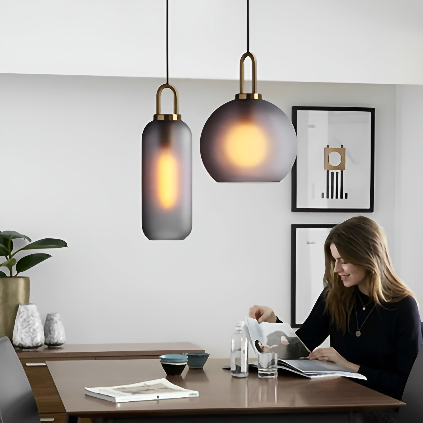 GlassGleam Pendelleuchte - Einseitige Vintage-Glaskugelleuchte