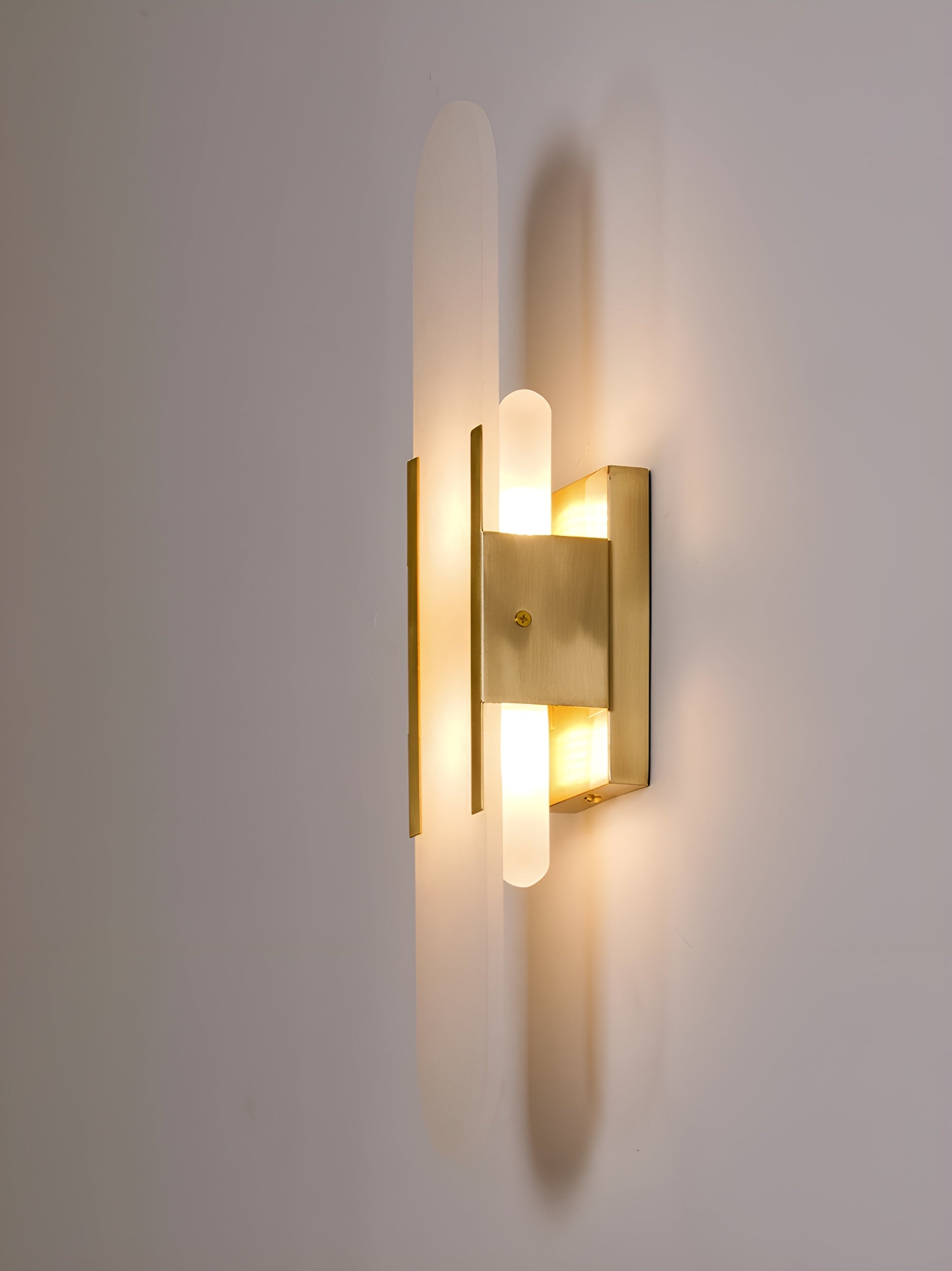 Lavish Alabaster Wandleuchte - Moderne Kupfer-Wandleuchte - LED-Wandleuchter