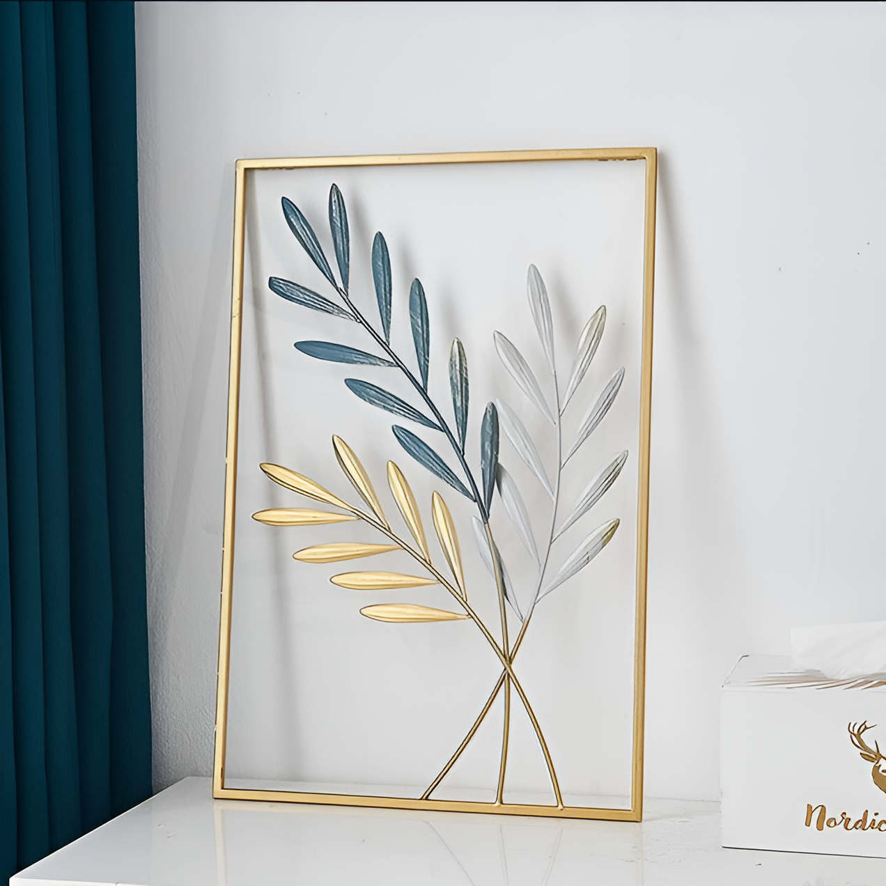 Leafy Luxe - Von Blättern inspirierte nordische Metallwandkunst für stilvolle Wohnungen