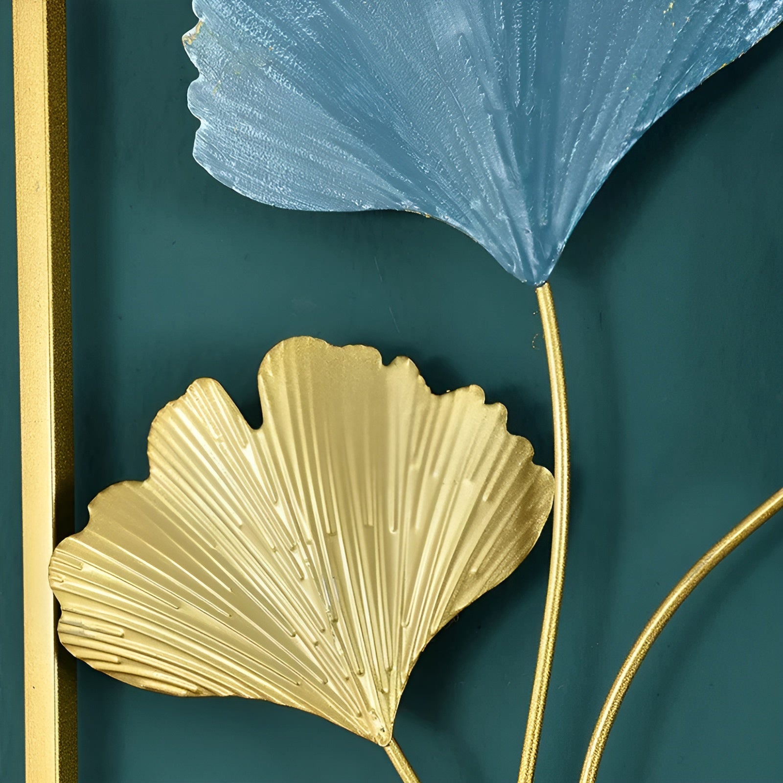 Leafy Luxe - Von Blättern inspirierte nordische Metallwandkunst für stilvolle Wohnungen