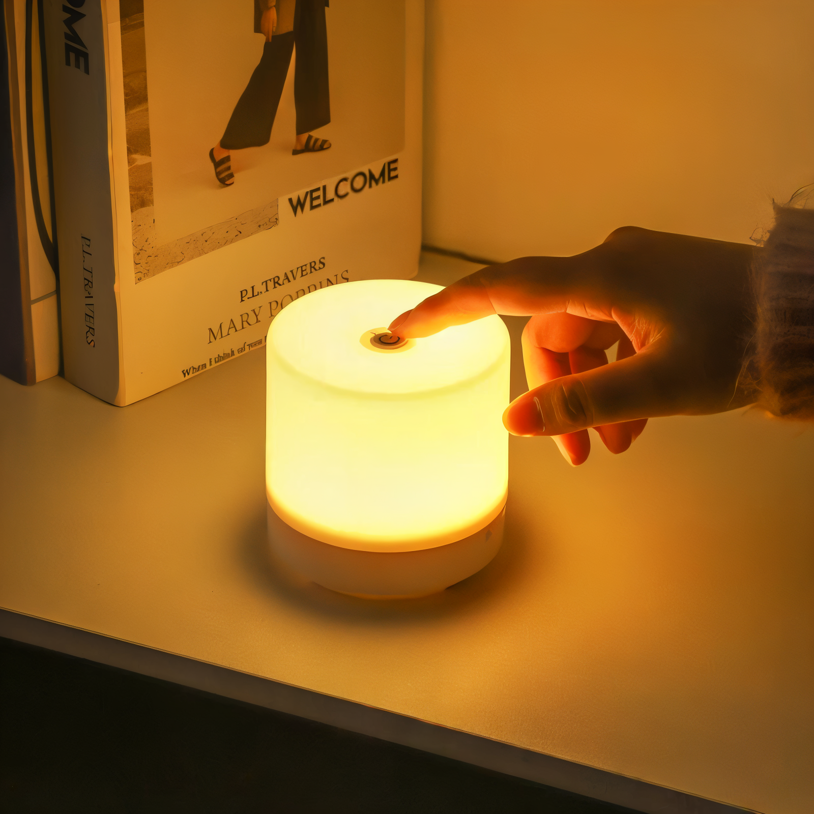 LuminoTap - USB Betriebenes Zylindrisches Mini Nachtlicht - Lampe mit Touch Dimmer