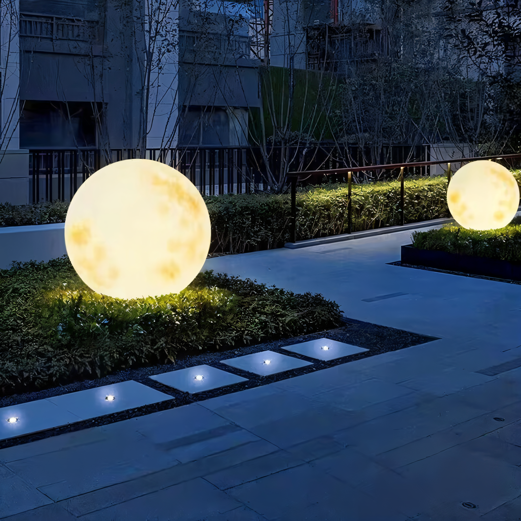 LunaLumena - Solar Moon Gartenbeleuchtung - IP65 Solarlampe Garten