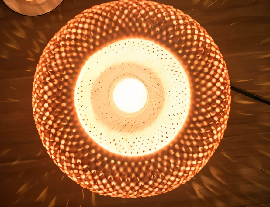 NatureHue - Vintage Bamboo Tischlampe - Kreative Wicker Schreibtischlampe