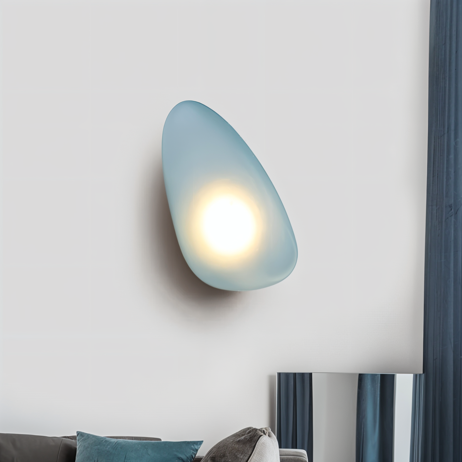 PebbleHue WallLight - LED-Wandlampe aus Glas im Nordischen Stil
