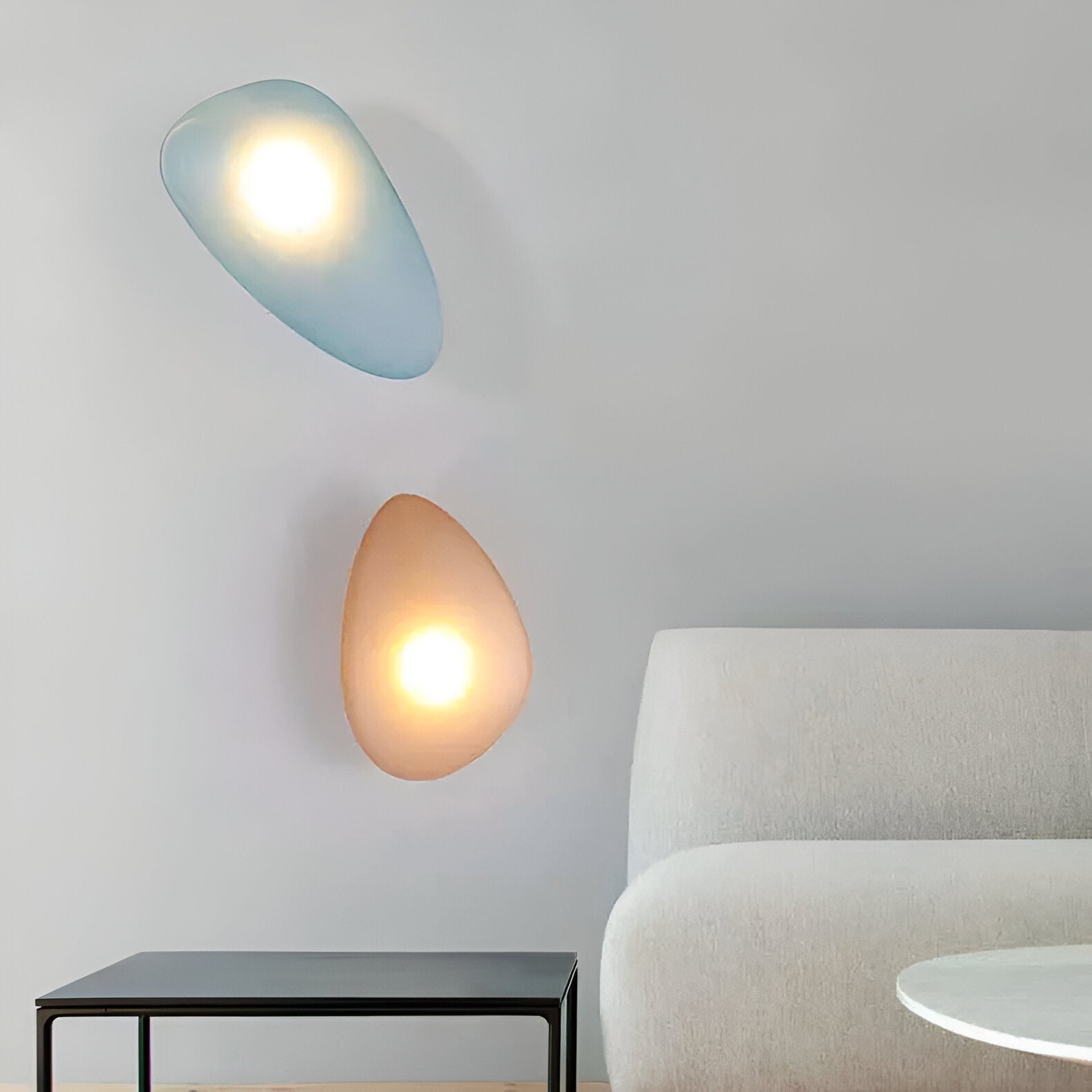 PebbleHue WallLight - LED-Wandlampe aus Glas im Nordischen Stil