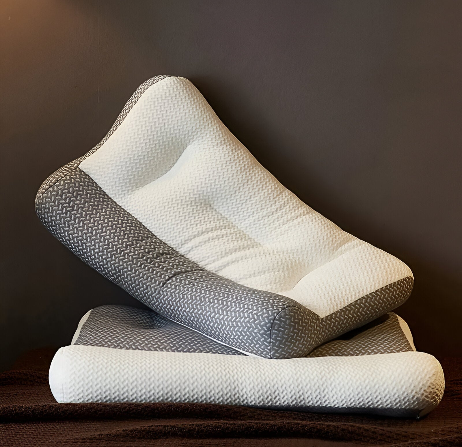 PolyePlush Kopfkissen - Premium Komfort Nackenkissen für Schmerz & Müdigkeit Relief