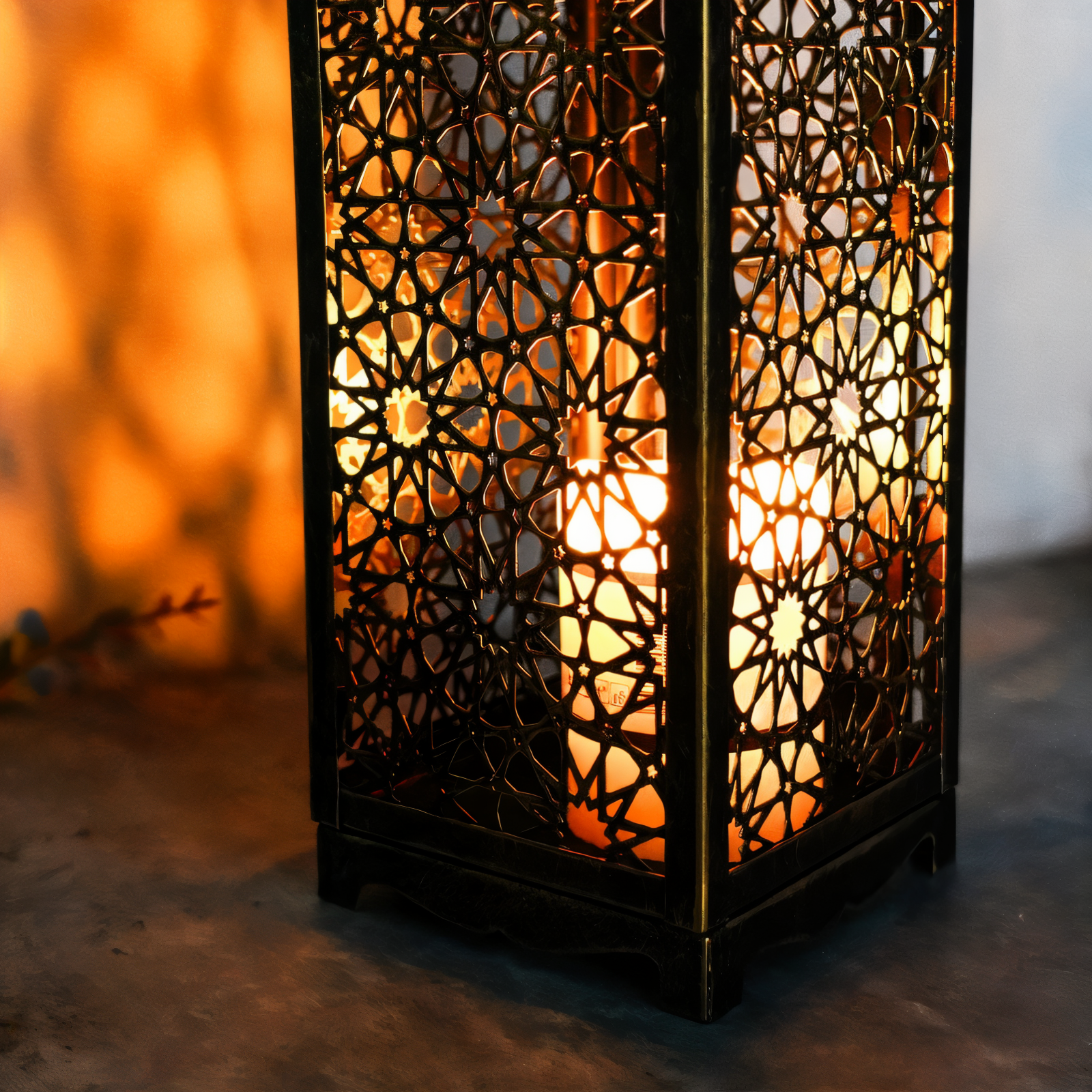 Quaint Arabesque Kerzenhalter - Dekorative Metall Kerzenlaterne