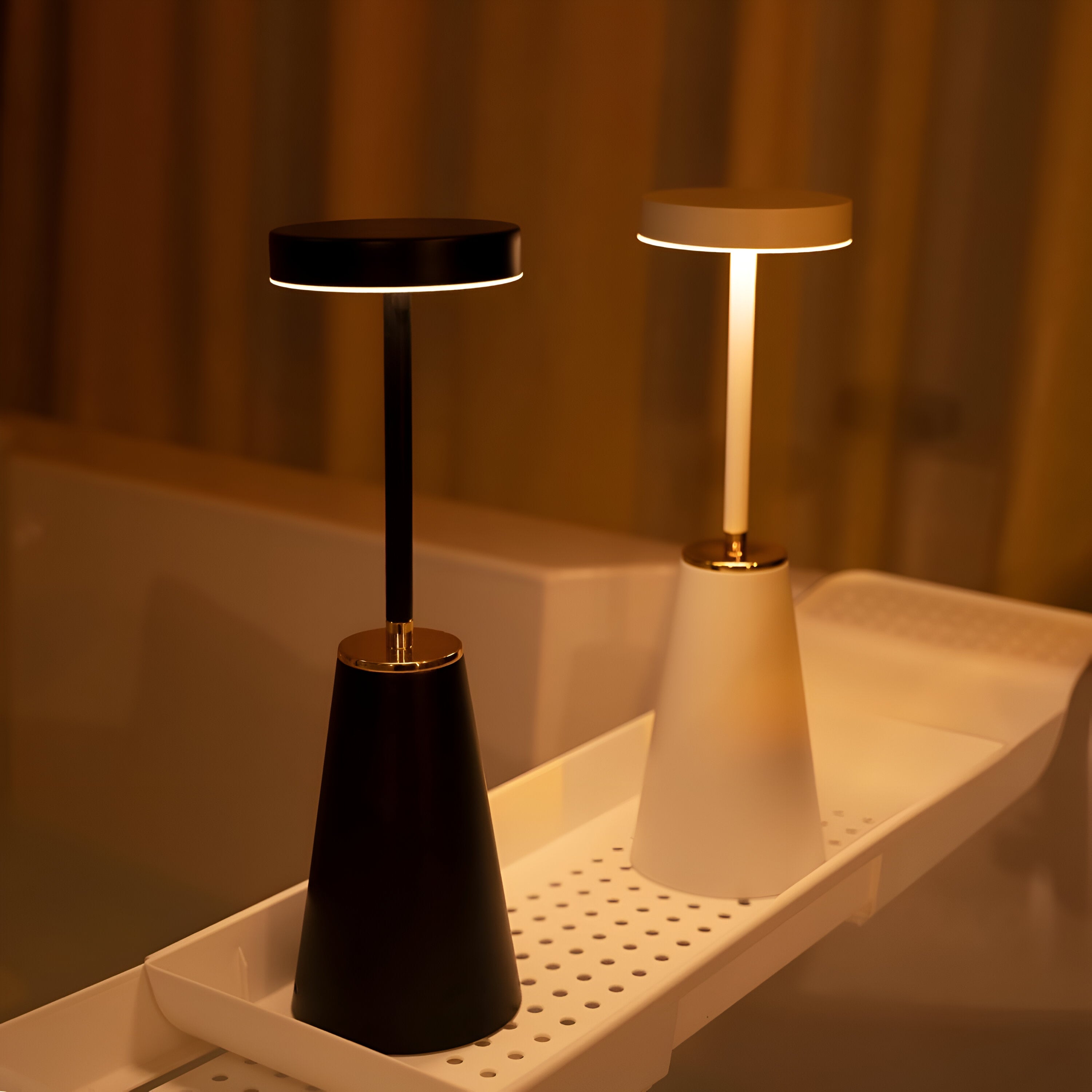 Sleek Lamp - Kabellose Tischlampe für modernes Ambiente
