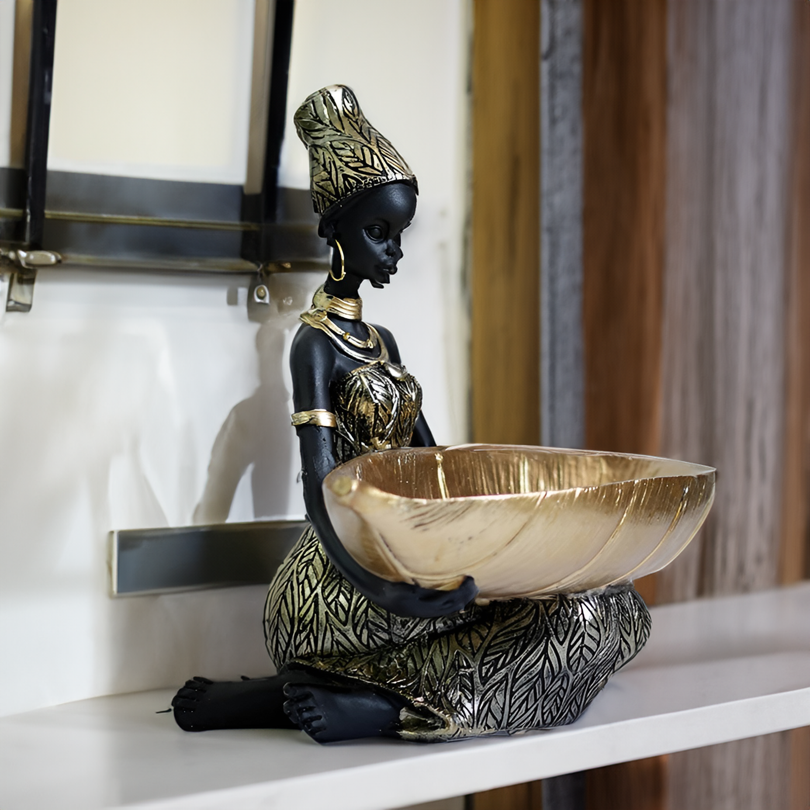 SmartArt - Stilvolle Exotische Schwarze Frau Skulptur & Schlüssel Organizer