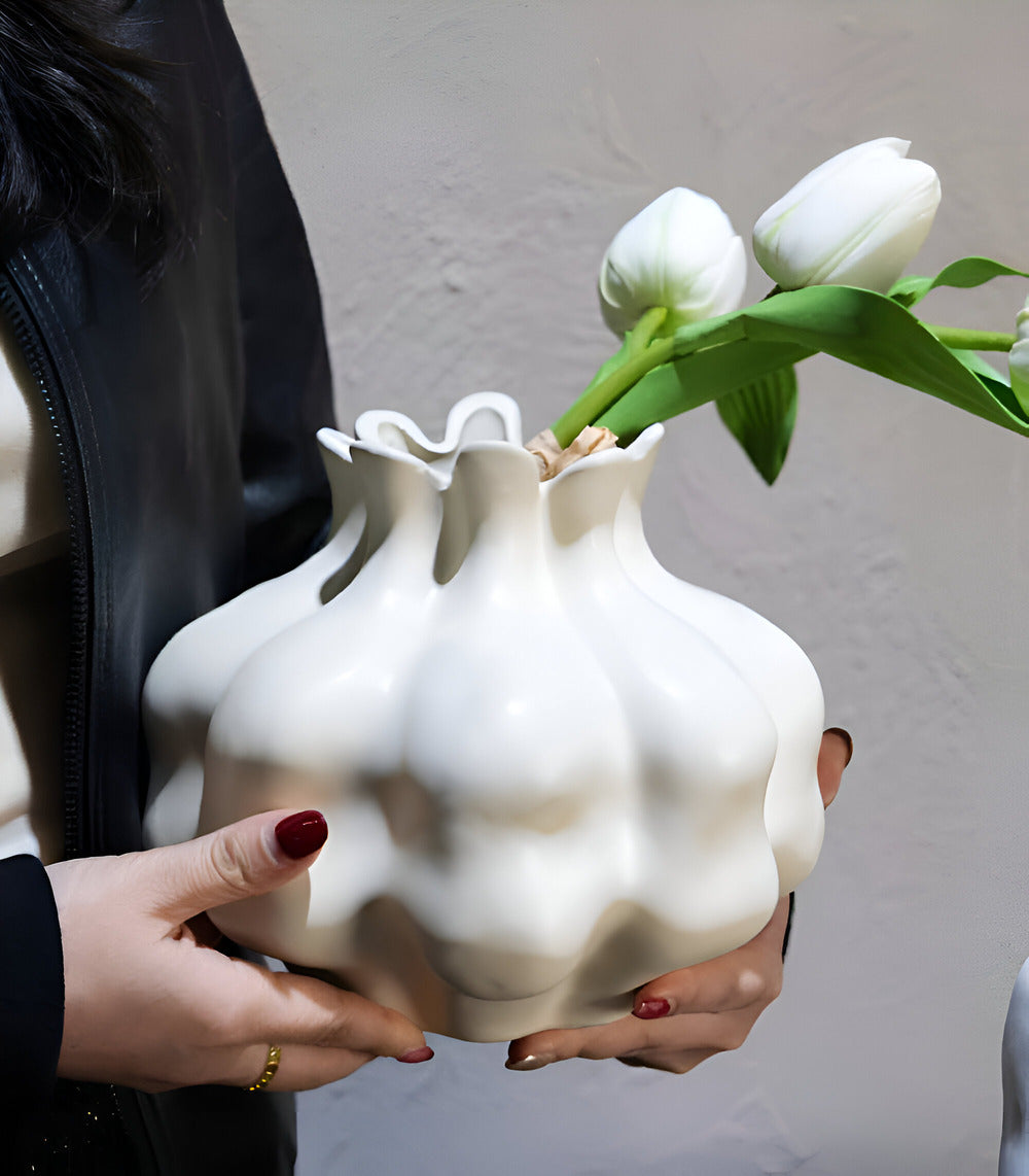 Stilvolle Cremefarbene Granatapfel Vase aus Keramik – Kunstvolle Wohnraumdekoration