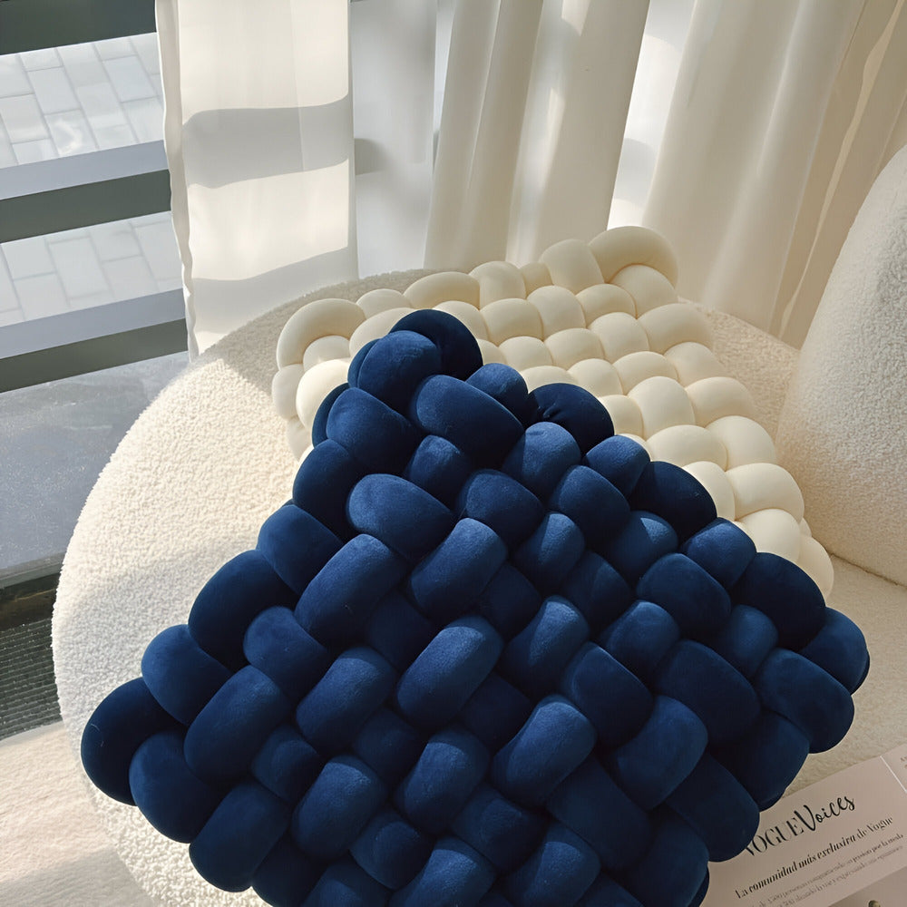 Superweiches Kuschelkissen mit Knoten Design für ultimativen Komfort