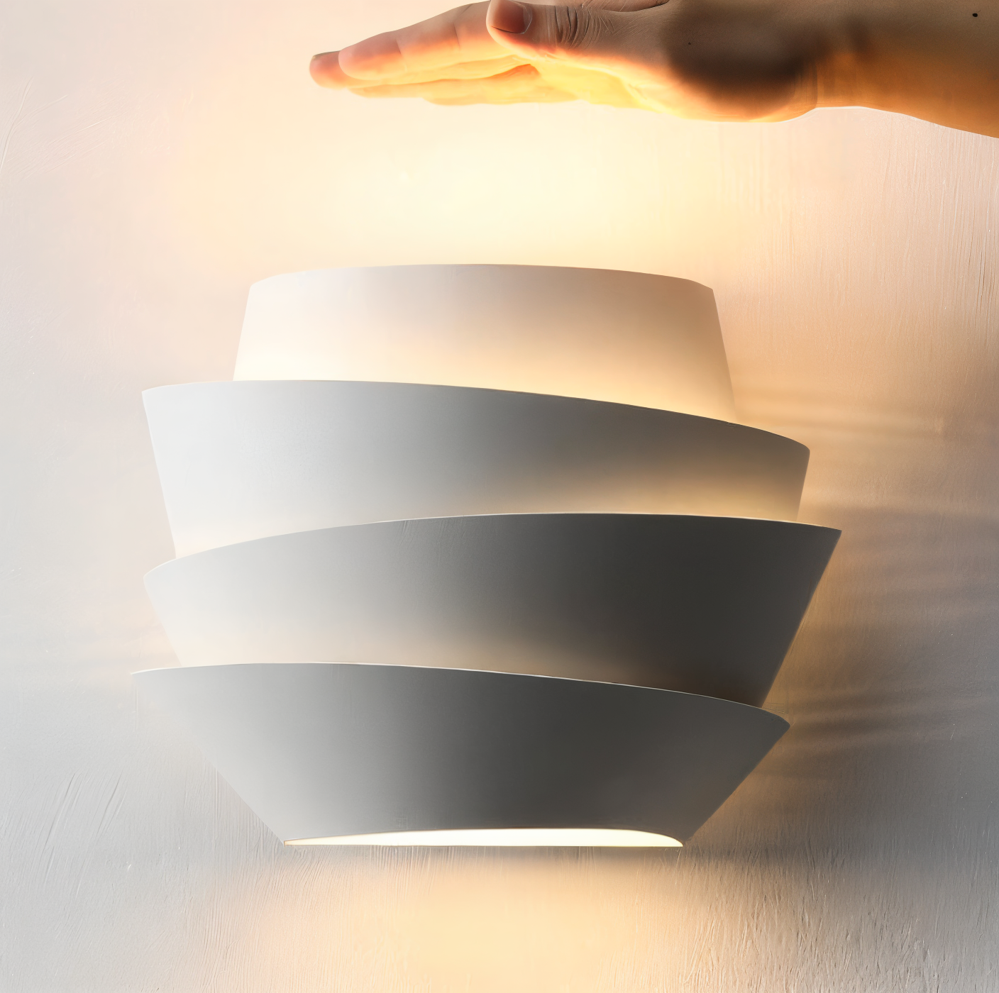 UniqGleam Wandleuchte - Geometrische Wandlampe aus Metall - Dekorative Wandleuchten LED Indoor