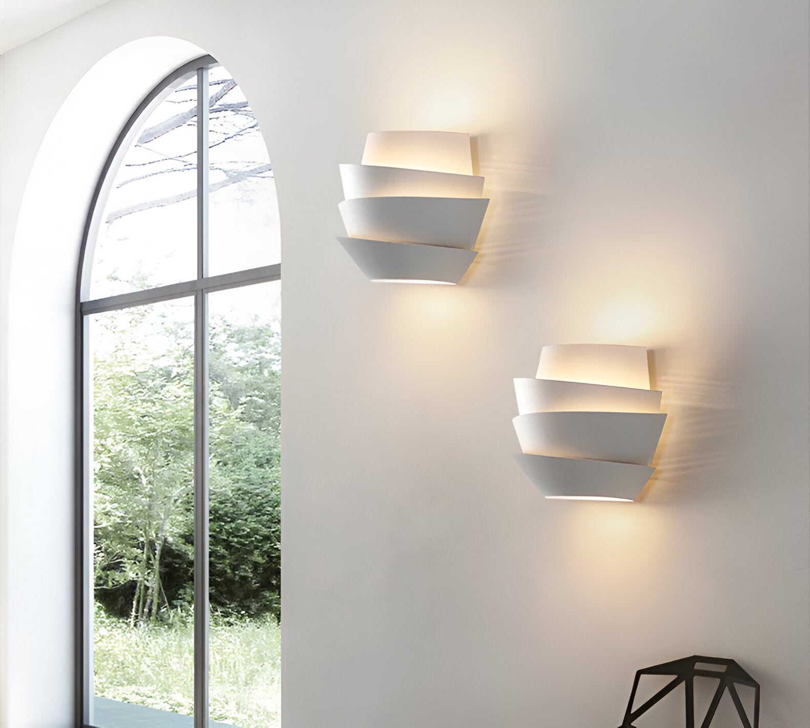 UniqGleam Wandleuchte - Geometrische Wandlampe aus Metall - Dekorative Wandleuchten LED Indoor