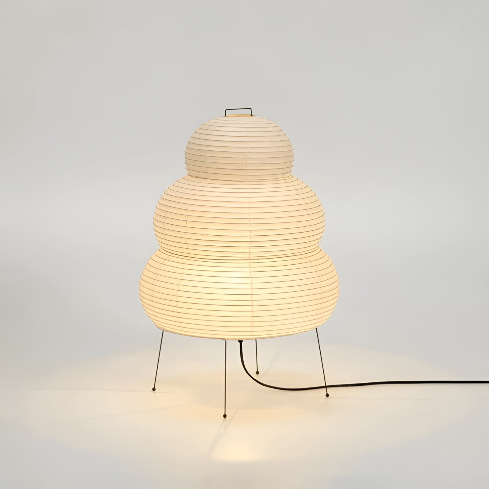 Zen Glow - Japanisch-inspirierte Stehlampe aus Reispapier